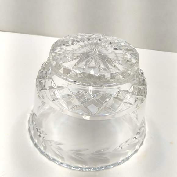 Vintage Cut Glass Bowl – Etched Leaf & Starburst Design - Picture 3 of 5